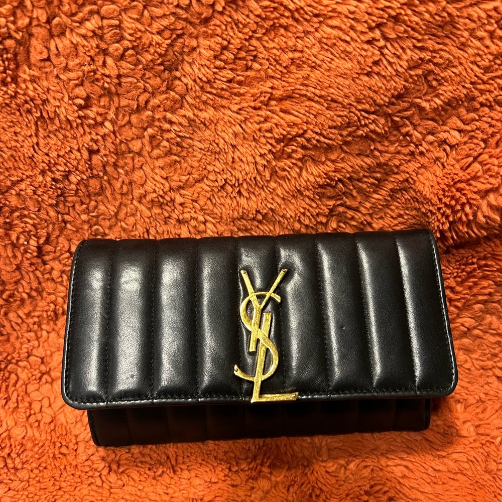 YSL Sintra Plumbe lamb skin wallet Great condition